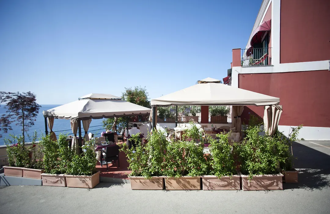 Hotel Villa Iulia-1